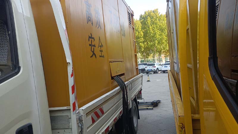 珠山如何判断柴油发电机组和UPS电源的切换时间是否符合要求？